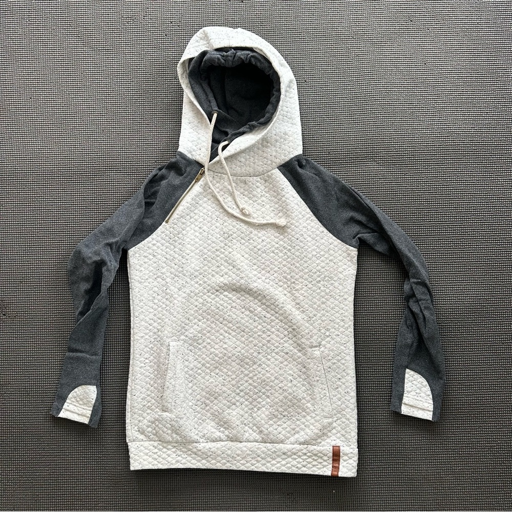 Quilted Sweatshirt size Large